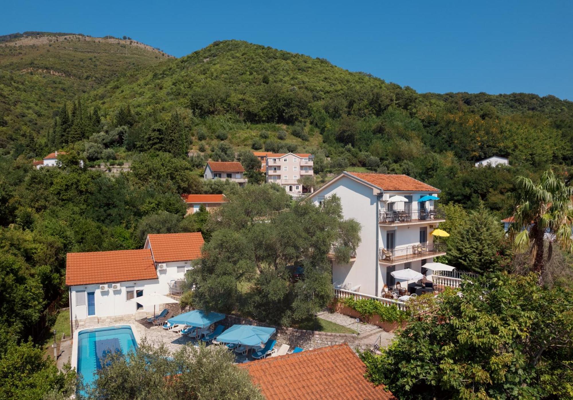 Villa Mia Apartments Bijela Exterior foto