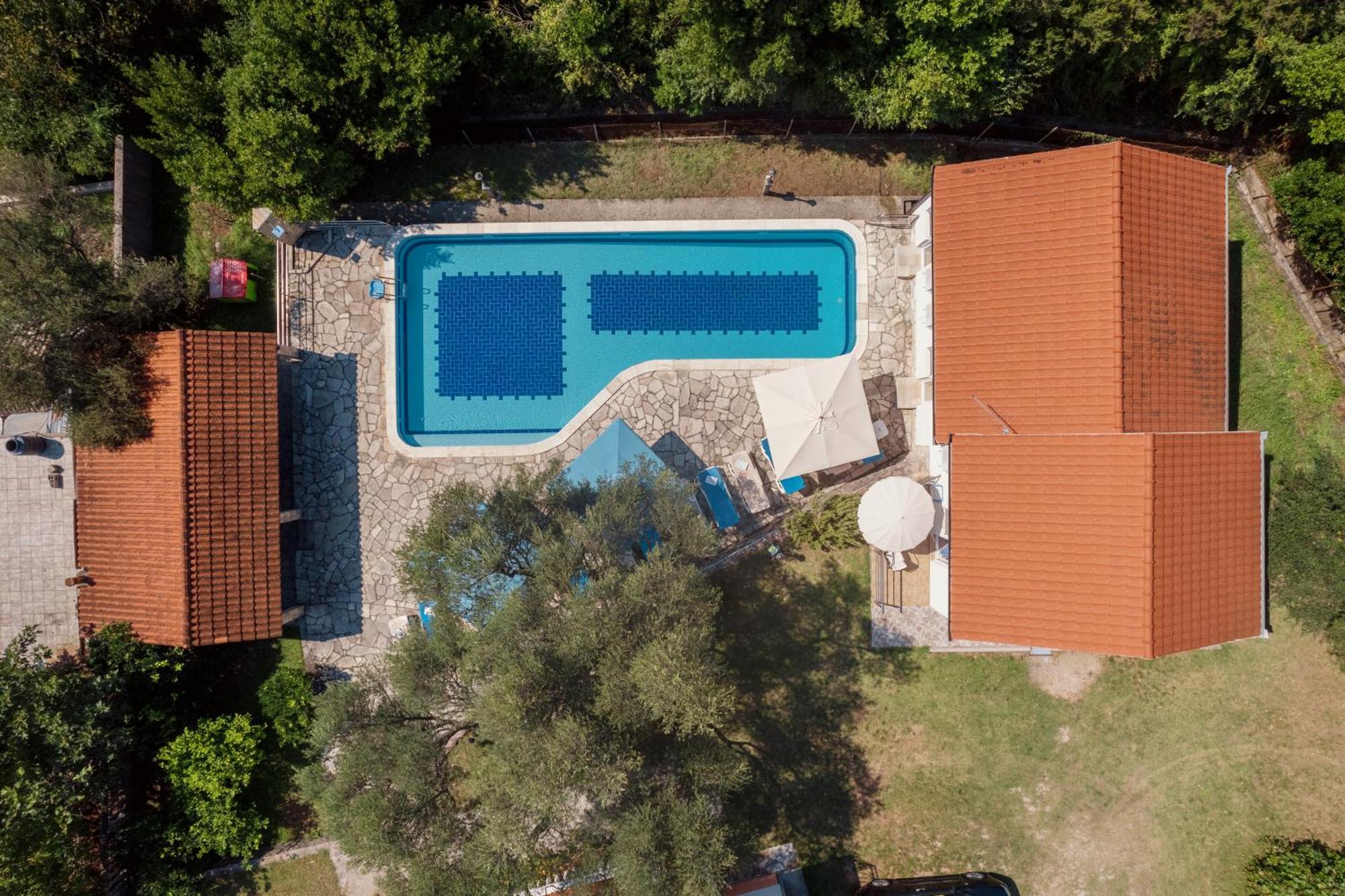 Villa Mia Apartments Bijela Exterior foto